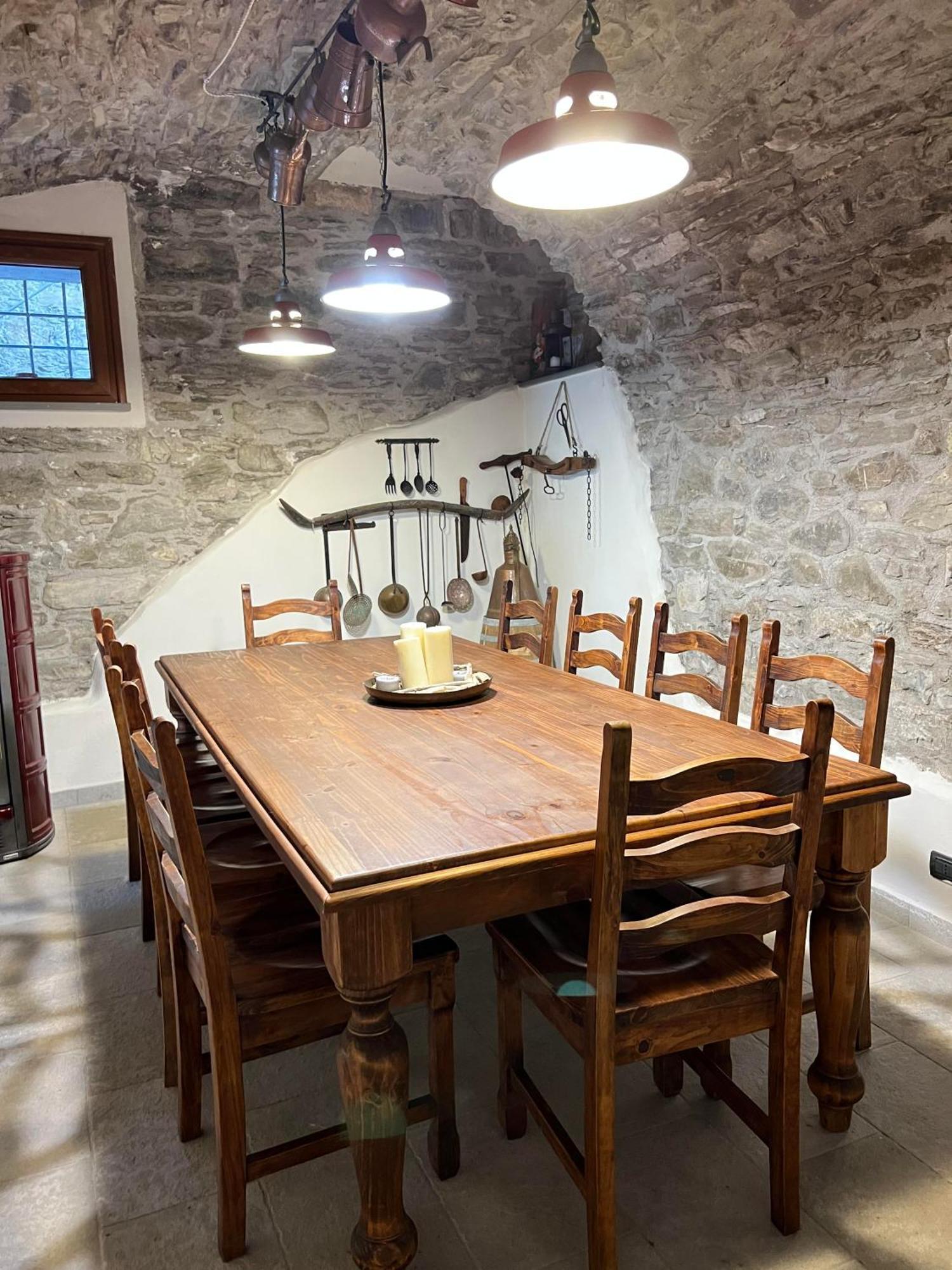 Casa Boru - A Beautiful Fully Restored Spacious House With Fantastic Views Calice al Cornoviglio Екстер'єр фото